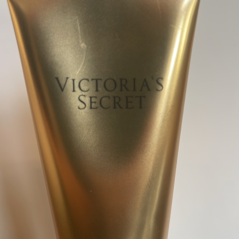 🔥RARE HTF🔥VICTORIA SECRET ORIGINAL RAPTURE FRAGRANCE LOTION/GOLD/ SEALED NWOT - Picture 3 of 7